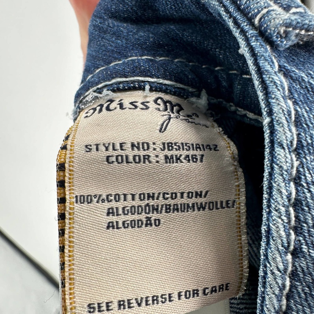 Miss Me Boyfriend Medium Wash Distressed Ankle Denim Jeans Women's Size 27 - Picture 10 of 15
